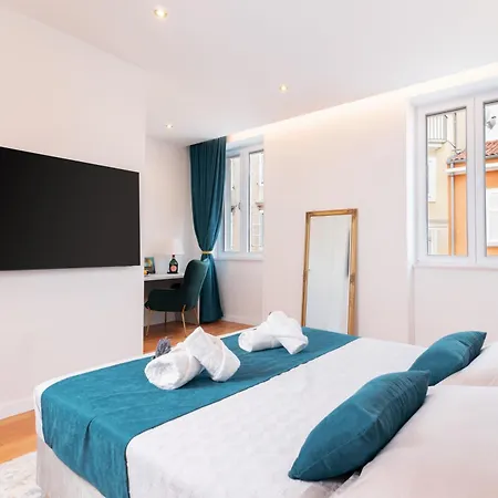 Luxury Volat Old Town Apartment